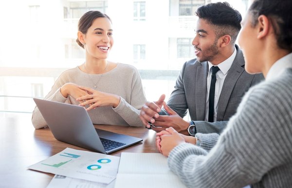 Comment faire passer votre stratégie de marketing au niveau supérieur : Découvrez les avantages du SEO, du SEA et du SMO